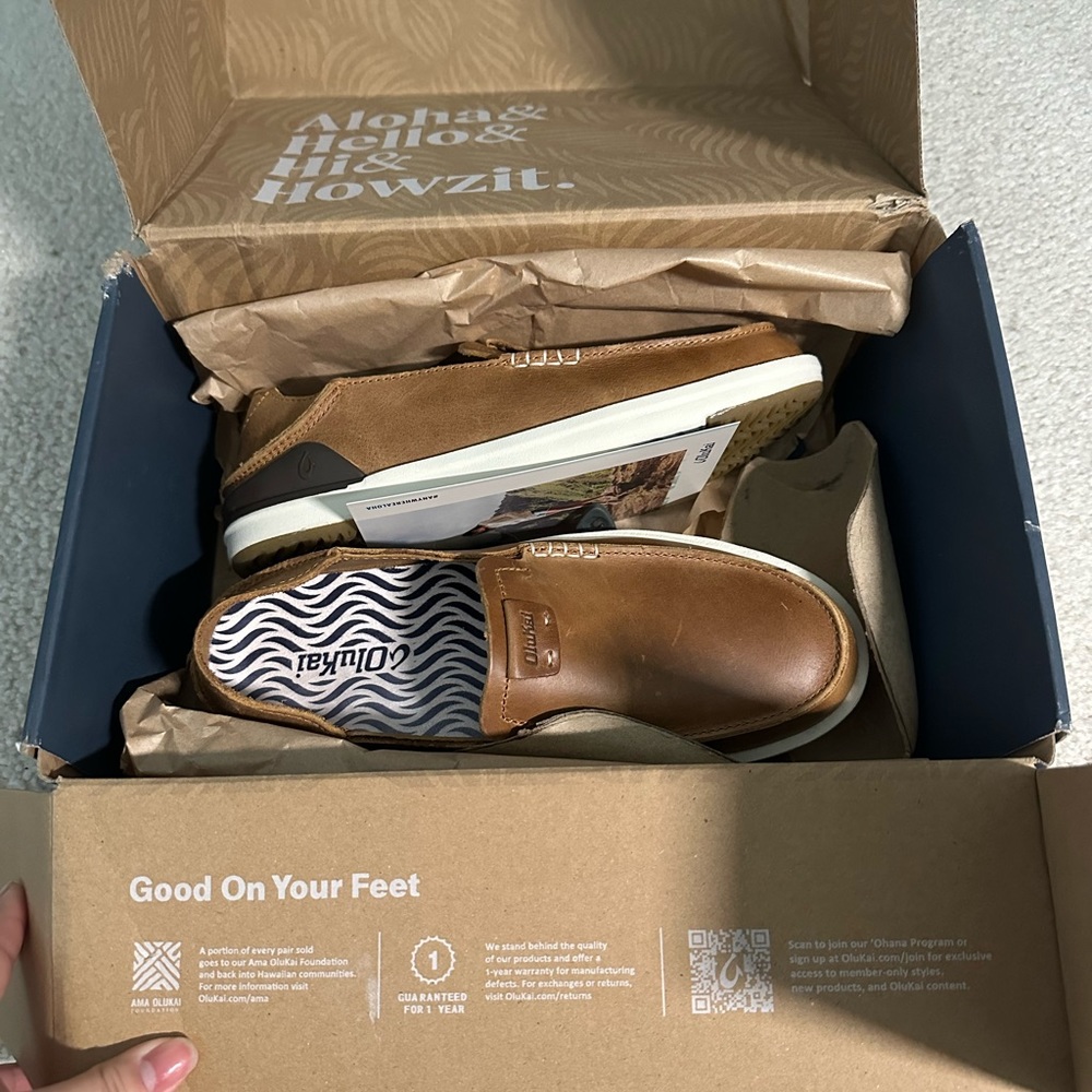 Men’s olukai kakaha shoes size 7